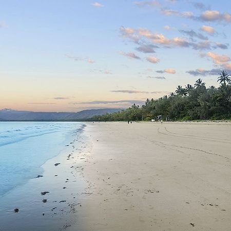 By The Sea Port Douglas Extérieur photo
