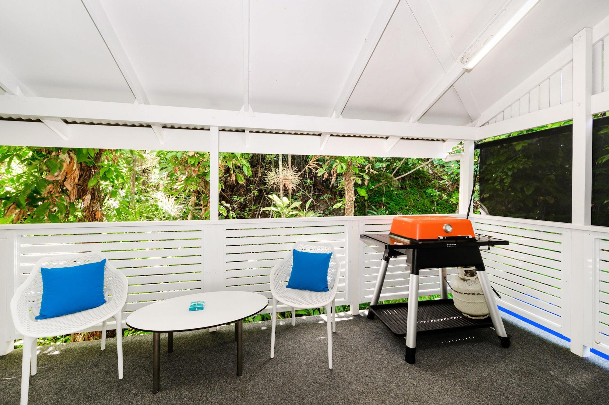 By The Sea Port Douglas Extérieur photo